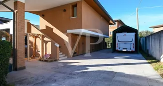 von_poll_real_estate_property_IT243551485_image_66