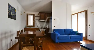 von_poll_real_estate_property_IT243551485_image_140