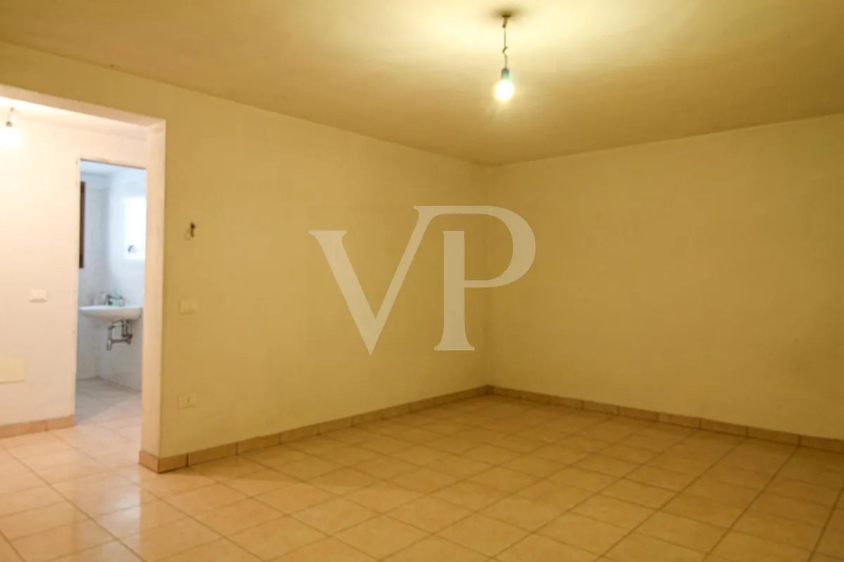 Detached Villa mit Garten