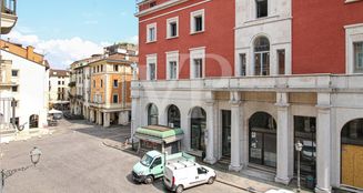 von_poll_real_estate_property_IT253551538_image_8