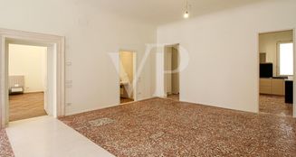 von_poll_real_estate_property_IT253551538_image_10