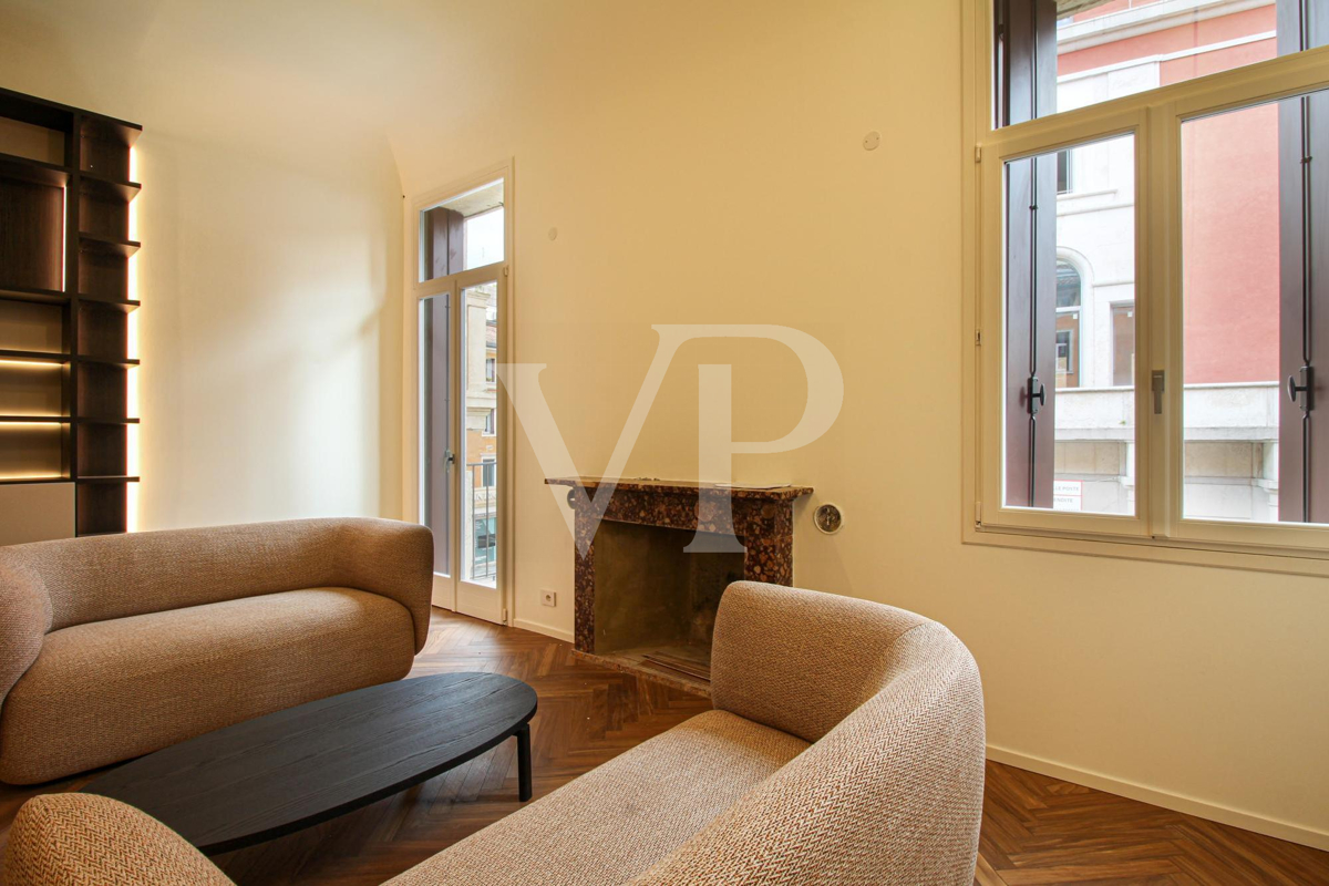 Timeless Elegance: Charming Residence between the Duomo and the Basilica Palladiana