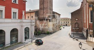 von_poll_real_estate_property_IT253551538_image_26