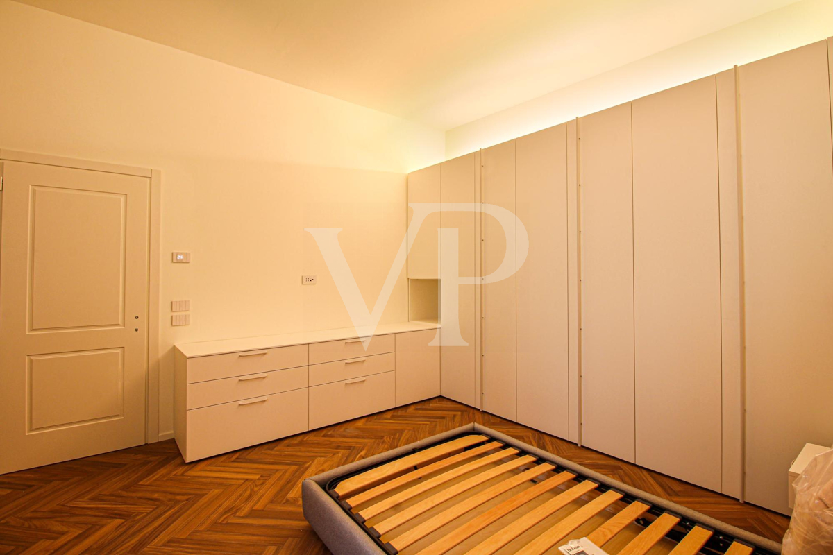 Timeless Elegance: Charming Residence between the Duomo and the Basilica Palladiana
