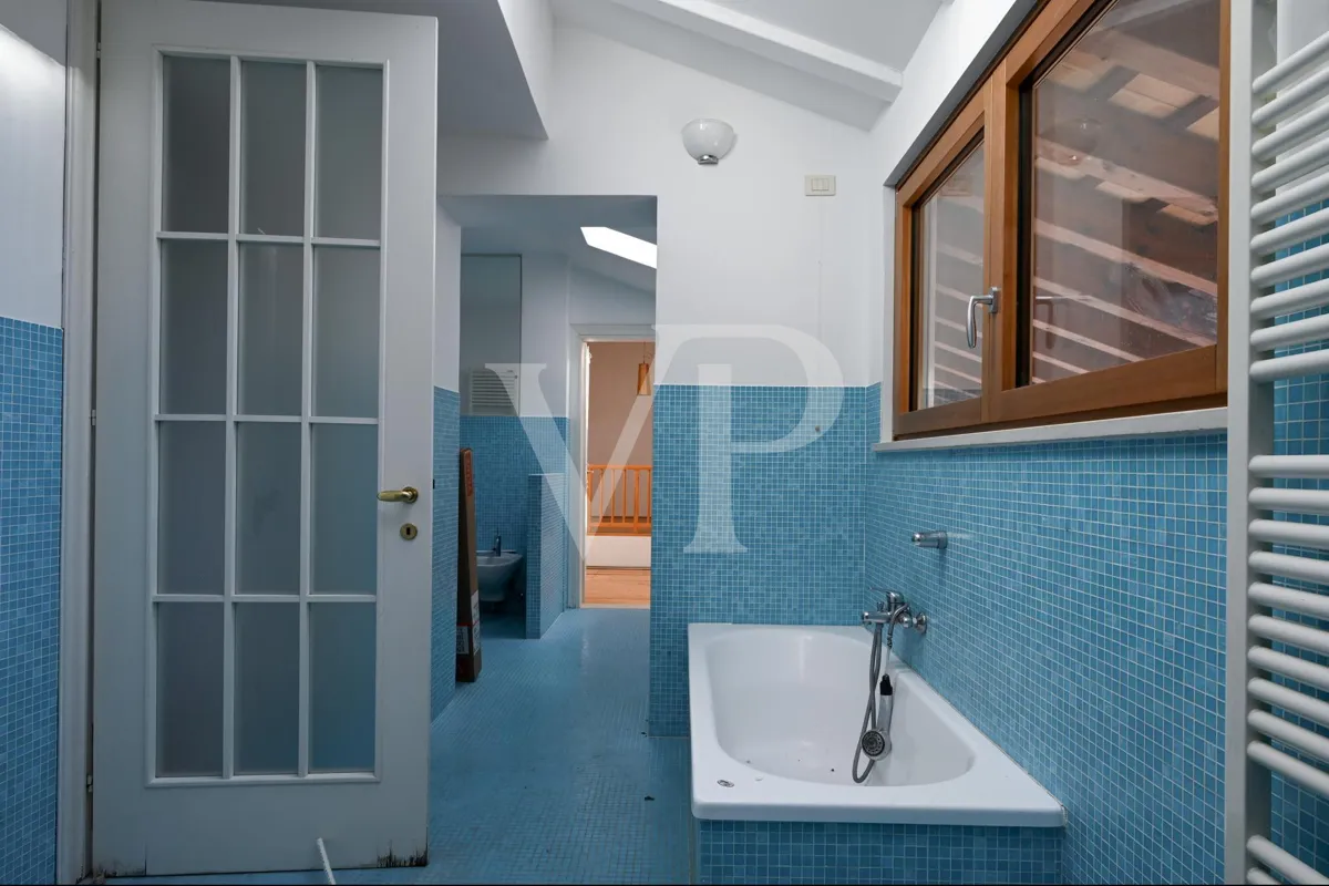 Elegáns villa panorámás helyen