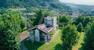 von_poll_real_estate_property_IT253551586_image_1