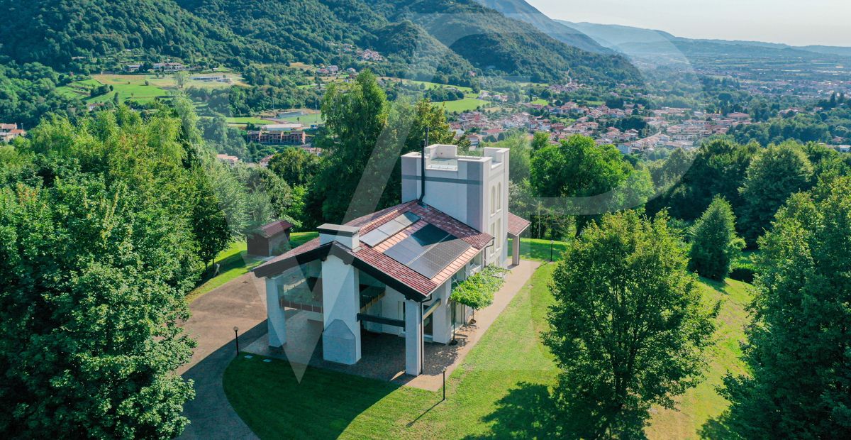 Moderne Villa mit Panoramablick auf die Hügel von Vicenza