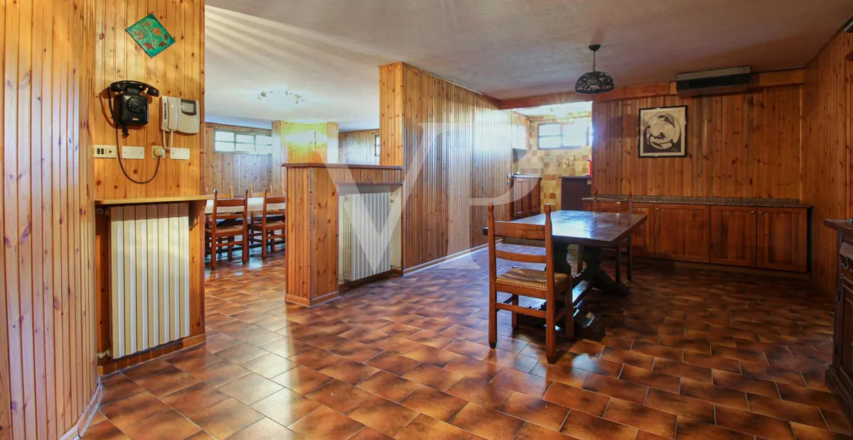 Freistehende Villa mit viel Platz für die Familie