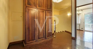 von_poll_real_estate_property_IT253551595_image_175