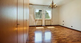 von_poll_real_estate_property_IT253551595_image_20