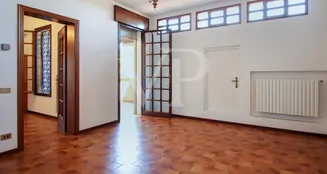 von_poll_real_estate_property_IT253551595_image_31