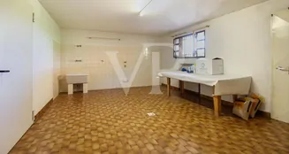 von_poll_real_estate_property_IT253551595_image_35