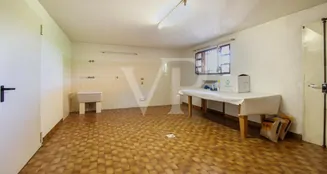 von_poll_real_estate_property_IT253551595_image_35