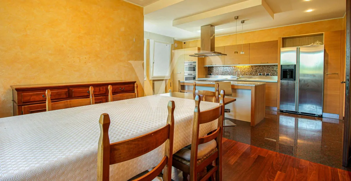 Freistehende Villa mit viel Platz für die Familie