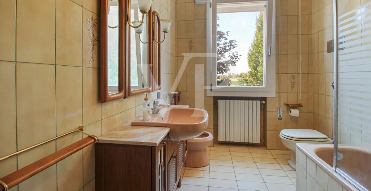 Freistehende Villa mit viel Platz für die Familie