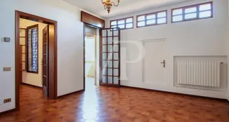 von_poll_real_estate_property_IT253551595_image_69