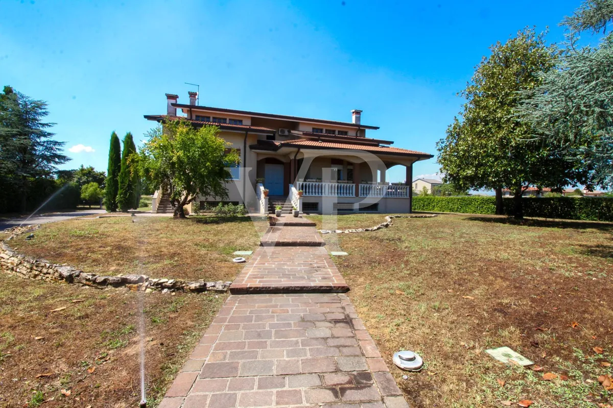 Villa singola con grandi spazi per la famiglia