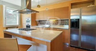 von_poll_real_estate_property_IT253551595_image_202