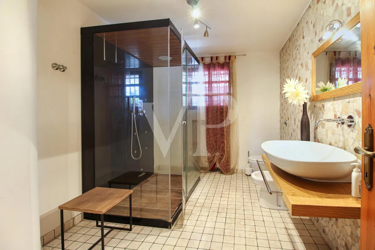 Villa singola con grandi spazi per la famiglia