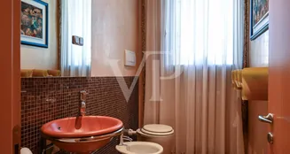 von_poll_real_estate_property_IT243551516_image_174