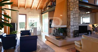 von_poll_real_estate_property_IT243551516_image_154