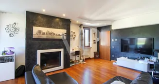 von_poll_real_estate_property_IT243551484_image_78