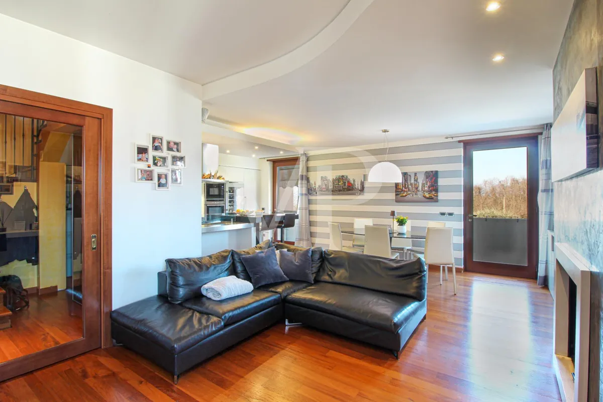 Elegante Wohnung mit Taverne