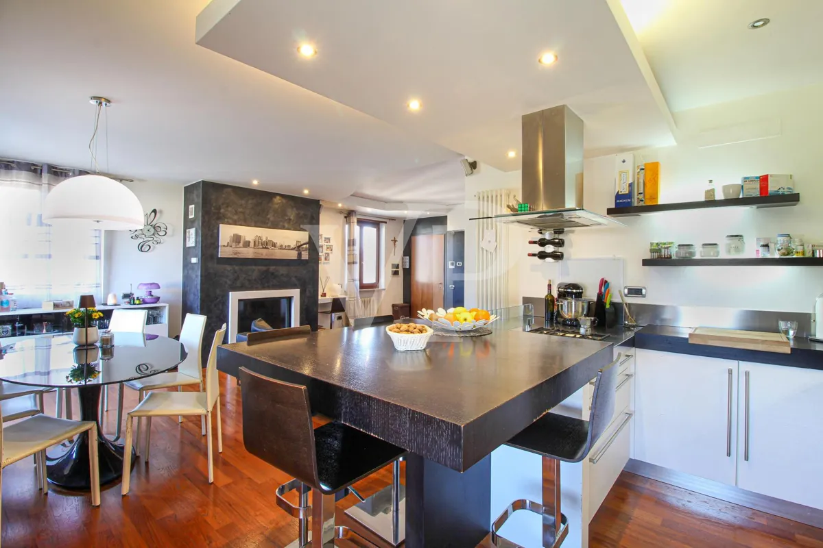 Elegante Wohnung mit Taverne