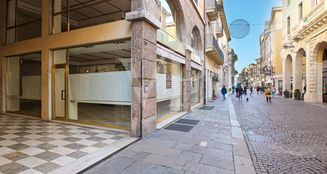 von_poll_real_estate_property_IT243551312_2_image_21