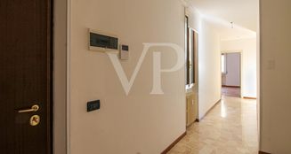 von_poll_real_estate_property_IT243551312_2_image_4