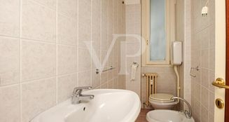 von_poll_real_estate_property_IT243551312_2_image_14