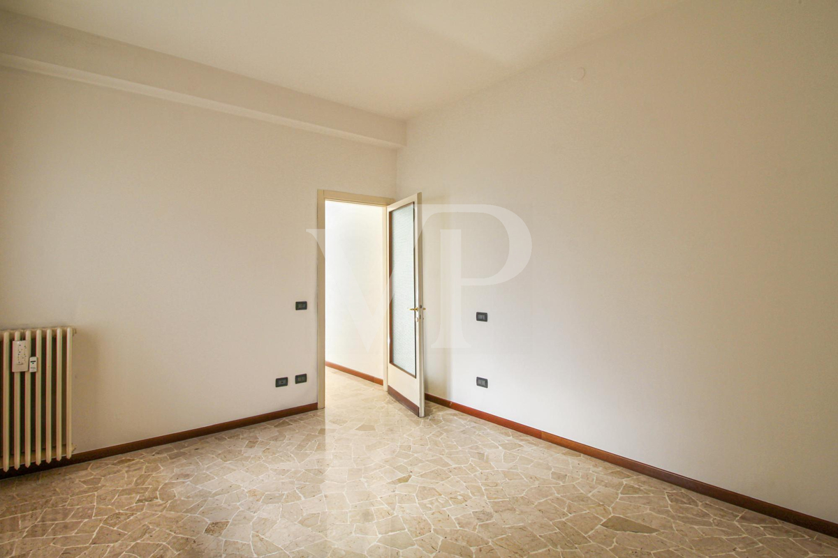 Drei-Zimmer-Wohnung mit Blick auf den Corso Palladio