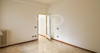 von_poll_real_estate_property_IT243551312_2_image_17