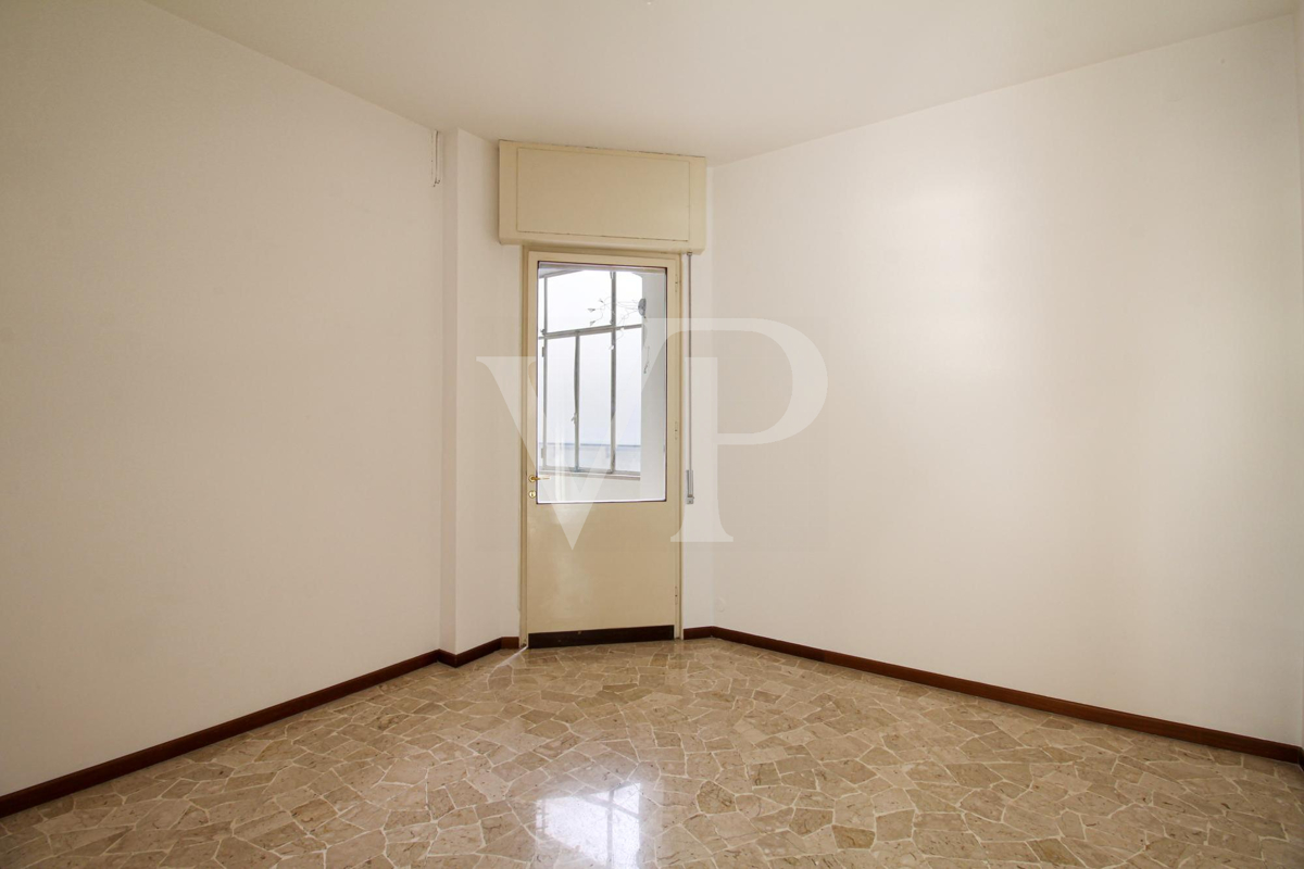Drei-Zimmer-Wohnung mit Blick auf den Corso Palladio