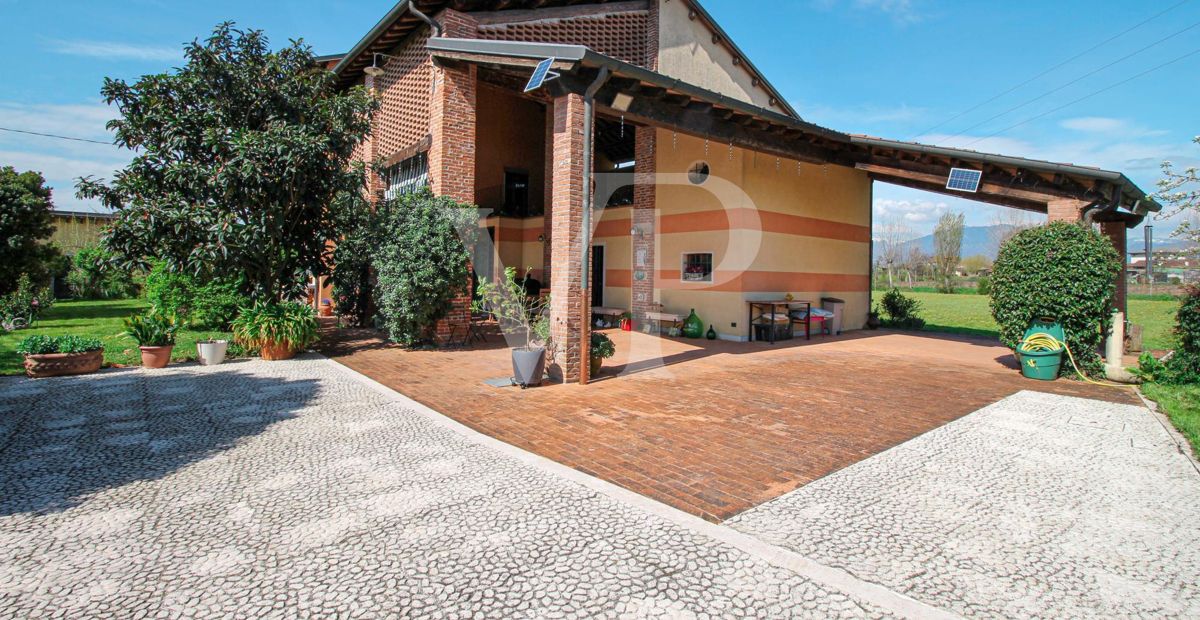 A charming retreat in the heart of the Vicenza countryside