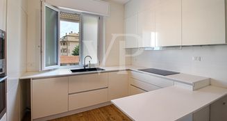 von_poll_real_estate_property_IT253551631_image_2