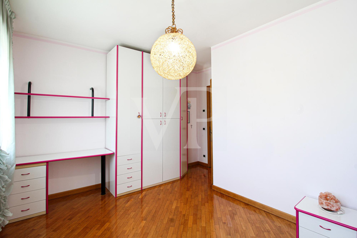 Möblierte Einzelwohnung