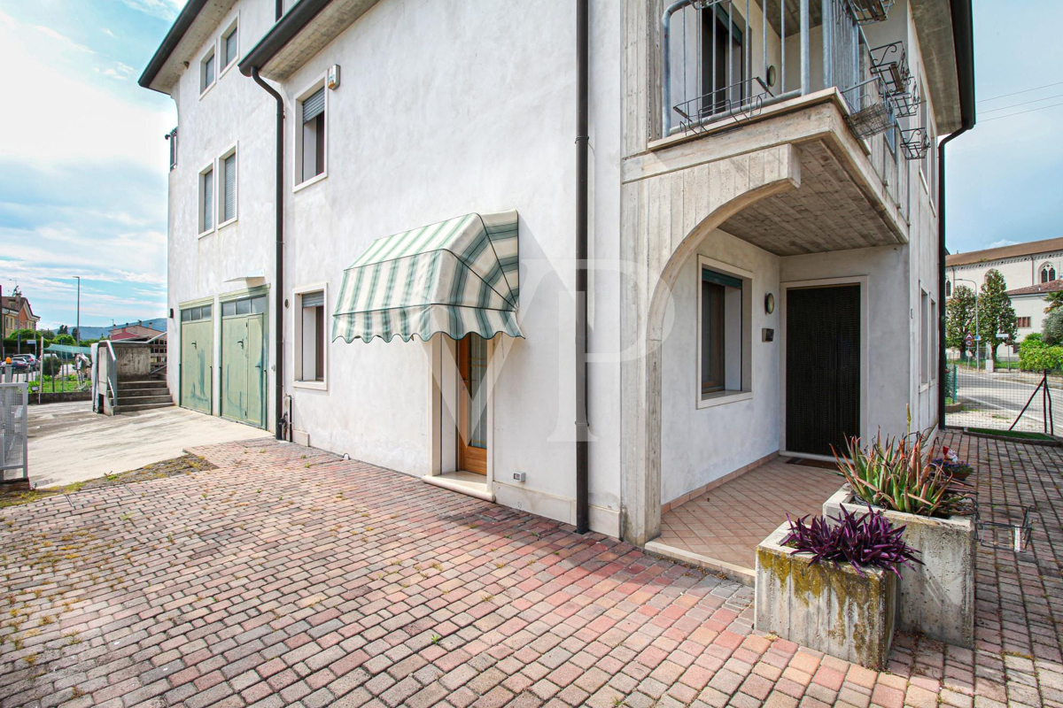 Möblierte Einzelwohnung