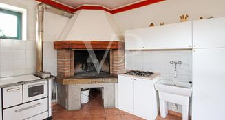 von_poll_real_estate_property_IT253551620_image_18
