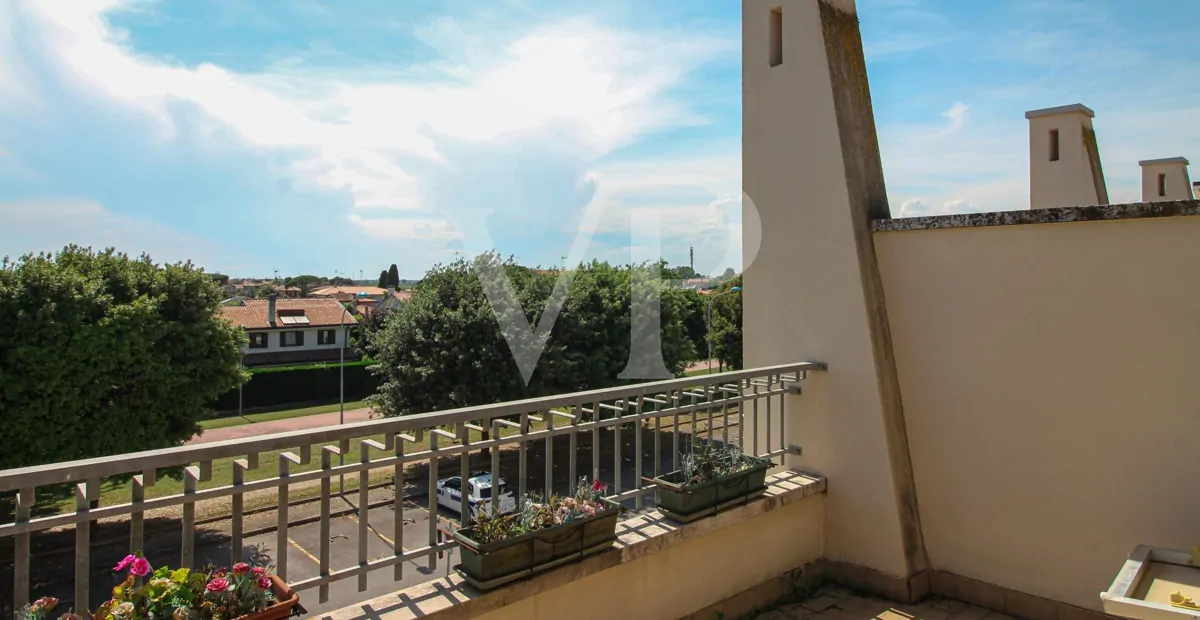 Chalet adosado con vistas exclusivas a la Darsena dell'Orologio - Caorle