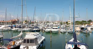 von_poll_real_estate_property_IT253551634_image_17