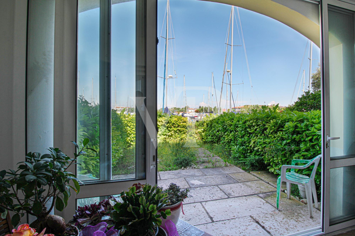 Terrassenvilla mit exklusivem Blick auf die Darsena dell'Orologio - Caorle