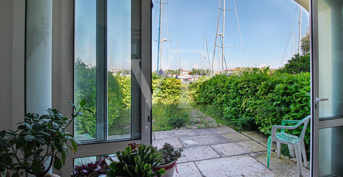 TownHouse with exclusive view of the Marina
