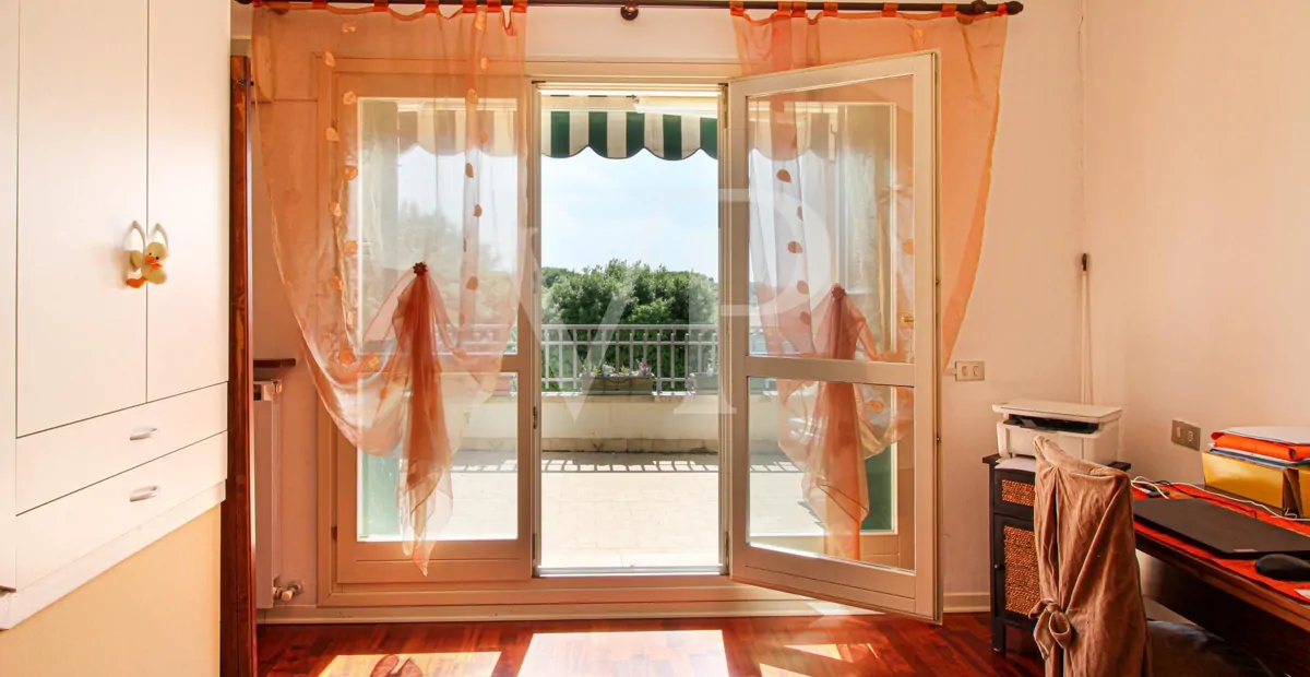 Chalet adosado con vistas exclusivas a la Darsena dell'Orologio - Caorle