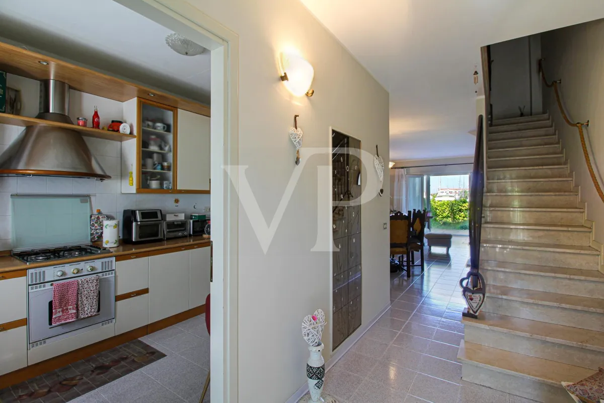 Terrassenvilla mit exklusivem Blick auf die Darsena dell'Orologio - Caorle