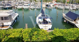 von_poll_real_estate_property_IT253551634_image_55