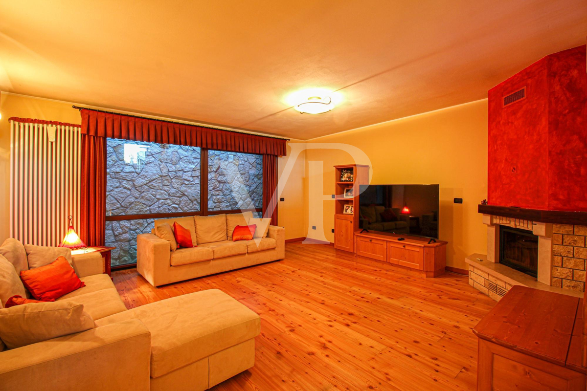 Chalet - Plurifamiliare con vista panoramica 
a due passi dal centro di Asiago