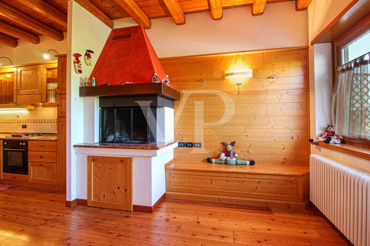 Chalet - Plurifamiliare con vista panoramica 
a due passi dal centro di Asiago