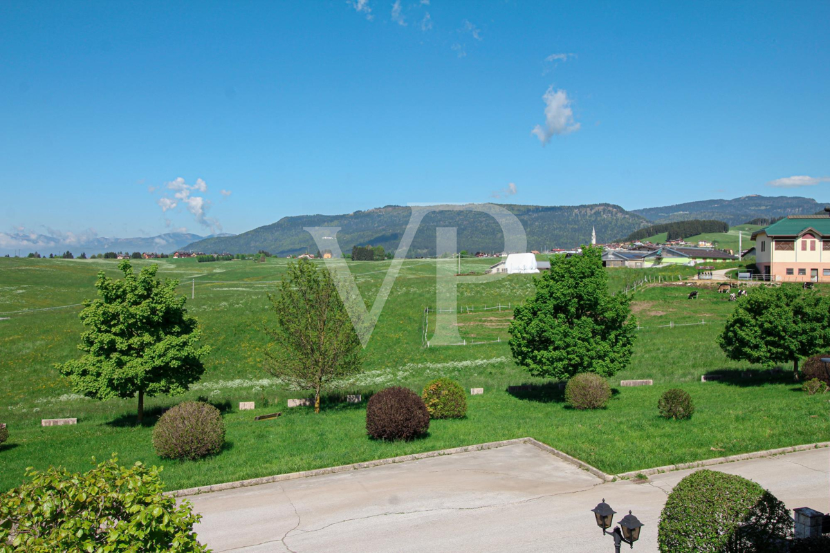 Chalet - Plurifamiliare con vista panoramica 
a due passi dal centro di Asiago