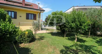 von_poll_real_estate_property_IT253551644_image_1